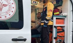 Kocaeli Darıca'da Çatı Yangını: Baba ve Oğlu Hastaneye Kaldırıldı