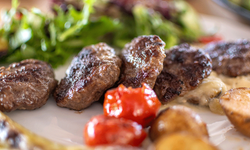 Köftenin lezzet sırrı: İşte doğru soğan-ekmek oranı