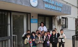 Konak'ta çocukların yüzü sağlıkla gülüyor