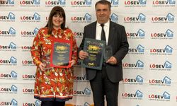 LÖSEV’in 'Yılın Gönüllüleri' İzmir’de ödüllendirildi