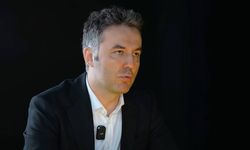 Mehmet Akif Ersoy’un gözaltına alındığı soruşturmada adı geçen E.A. kim? Ersoy'un flörtü mü? Mehmet Akif Ersoy evli mi?