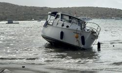 Bodrum ve Marmaris sular altında: Araçlar mahsur, 3 tekne karaya oturdu!