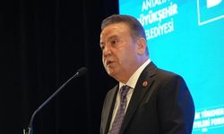 Son dakika! Muhittin Böcek'in gelini ve iki iş insanı hakkında flaş karar