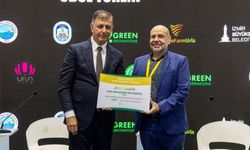 'Öncü Kuruluş' ödülü kente geldi: 'İzmir’in en iyi hikâyelerini birlikte yazacağız'