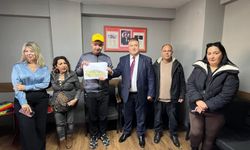 Otizmli Halil’in taksi sevgisi duygulandırdı: Oda Başkanı özel hediye verdi