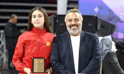 'Sporun Enleri'nde Göztepe’nin yıldızı Eylül Bedük sahnede!