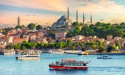 Türkiye turizmde zirveye koşuyor: İki il dünya ilk 10'unda!
