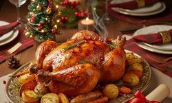 Yılbaşı için özel tarif: Tepside nar gibi kızarmış ballı yeni yıl tavuğu