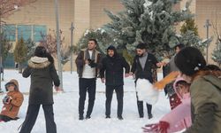 Yıllar sonra gelen kar Urfa’da bayram havası estirdi
