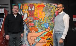 Ressam Aytemur, Renkli Pop Art sergisiyle ilgi gördü