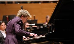 İzmir’de unutulmaz senfoni gecesi: Marin ve Jussen Kardeşler bir aradaydı