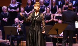 Atatürk AASSM’de özlem ve şarkılarla anıldı