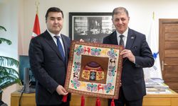 Başkan Tugay’dan Kırgız heyetine Aytmatov jesti