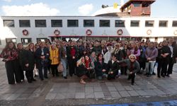 Bergama Vapuru Konaklı kadınlarla keyifli bir gün geçirdi