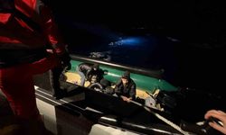 İzmir açıklarında 43 göçmen yakalandı