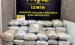 İzmir'de durdurulan araçtan 65 kilo skunk çıktı