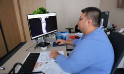 Kan donduran olay! Bebeğin sırtından tel parçası çıktı