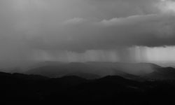 Meteoroloji uyardı: Bu illerde dışarı çıkacaklar dikkat!