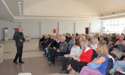 İZDO’dan 3’üncü Yaş Üniversitesi öğrencilerine ağız sağlığı eğitimi