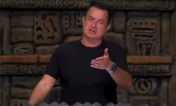 Acun Ilıcalı konseyde duyurdu! Survivor 2026’ya iki yeni yarışmacı geliyor