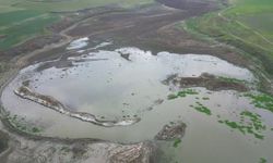 Doğuda kar batıda kuraklık: Türkmenli Göleti alarm veriyor