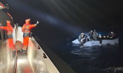 Urla açıklarında can pazarı! 24 düzensiz göçmen kurtarıldı