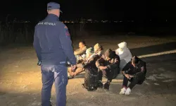 İzmir'de 30 düzensiz göçmen yakalandı