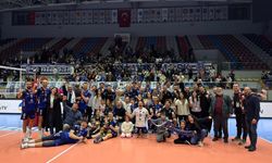 Altekma Avrupa’da yarı finalde: Altın setle gelen zafer