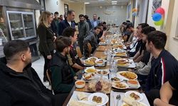 Kaymakam öğrencilerle iftar sofrasında buluştu