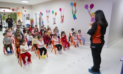 Buca’da deprem anını oyunla öğrendiler