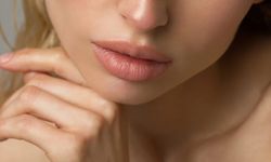 Doğal dolgun dudakların sırrı: Günde 5 dakika