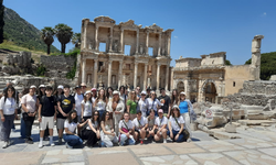 Adnan Menderes Anadolu Lisesi | Efes’in ruhuna kısa bir yolculuk