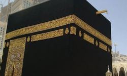 Epstein belgelerinde Kabe örtüsü iddiası! 'En az 10 milyon Müslüman dokunmuştur'