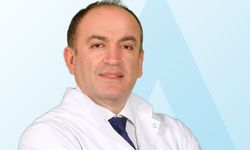 Göğsünüzde aniden başlayan bu ağrı 'basit kas ağrısı' olmayabilir!