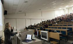 EÜTF’de duayen hekimler öğrencilerle buluştu