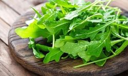 Şaka değil gerçek! Bir kağıt havluyla sebzelerinizin ömrünü 3 katına çıkarın