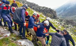 Sütini Mağarası’nda 9 saatlik can pazarı: Yaralı öğrenci kurtarıldı