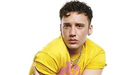 Son dakika... Şarkıcı Edis hakkında yakalama kararı!