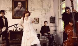 Model grubu geri mi dönüyor? Eski üyelerden 'takip' hareketliliği