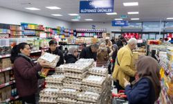 Balçova Belediyesi’nin sosyal marketi hizmete açıldı