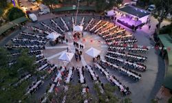 Bornova’da Kadir Gecesi’nde binler aynı sofrada buluştu