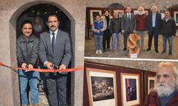 Çeşme Kalesi'nde Emel Nilgün Süldür'ün 'Still Life' sergisi açıldı