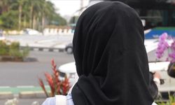 DEÜ'de kadın akademisyene başörtüsü nedeniyle küfür iddiası!