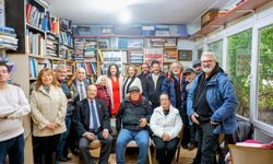 Edebiyat tutkunlarıyla sıcak buluşma