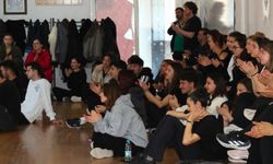 EÜ’de sahne arkasının görünmeyen kahramanları konuşuldu