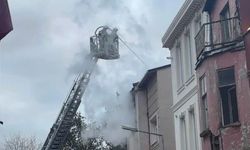 Fatih’te 3 katlı binada feci yangın! Ölü ve yaralılar var