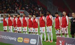 Göztepe Avrupa yolunda kritik virajda: Rakip Başakşehir!