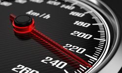Şehir içi 50, otoyolda 120… 2026 hız limitleri