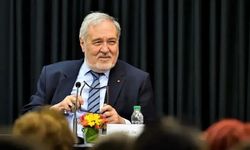 Son dakika... İlber Ortaylı hayatını kaybetti!