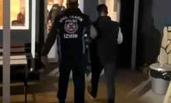 İzmir'de skandal olay: Otobüsün önünü kesti, bedeli ağır oldu!